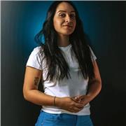 Professora de Português para crianças — aulas focadas em leitura e escrita